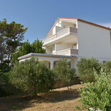 Milka Appartements Stara Novalja Exterior photo